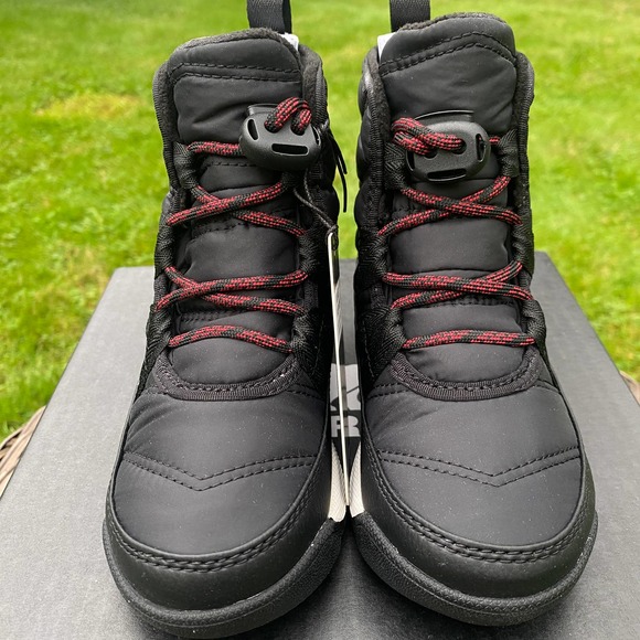 NIB/NWT Sorel Kids' Whitney™ II Short Waterproof Insulated Boot in Black(Sz 9) - Picture 3 of 9